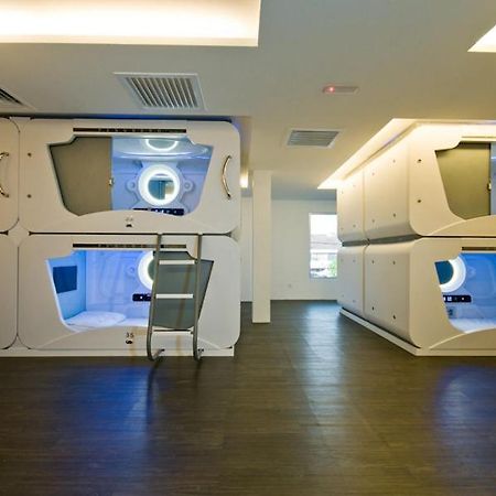 M Qube Hotel Sungai Dua Bukit Экстерьер фото