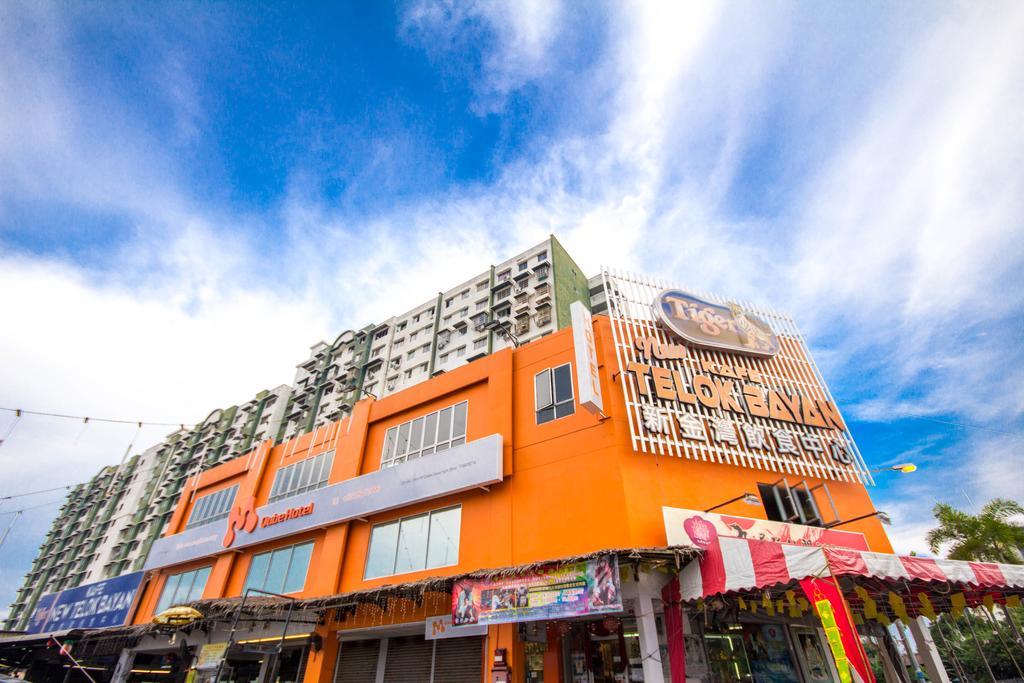 M Qube Hotel Sungai Dua Bukit Экстерьер фото